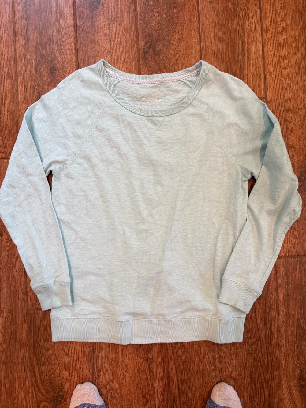 Southern Tide mint Crewneck Sweatshirt / women’s small